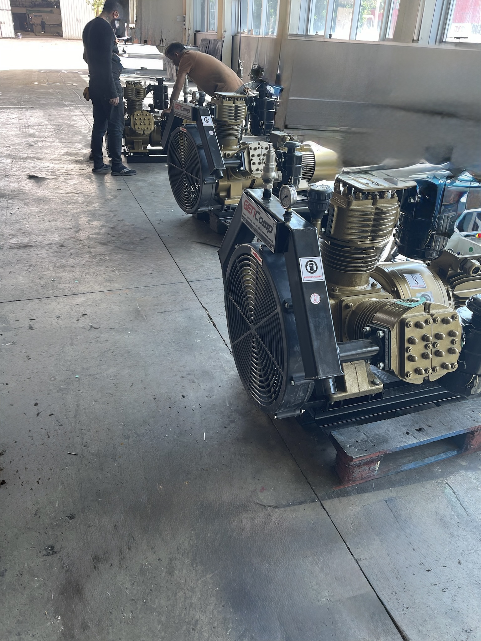 3 Kafalı Elektrikli Kompresör